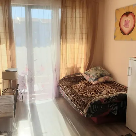 Apartment закрытый охраняемый комплекс жилого типа аполлон 9 Ravda