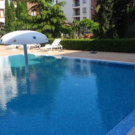 закрытый охраняемый комплекс жилого типа аполлон 9 Apartment *